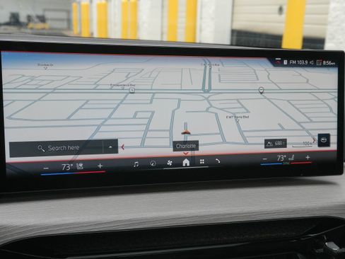 Used 2025 BMW 330i xDrive Sedan image 25