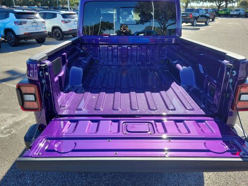 New 2026 Jeep Gladiator Sport image 7