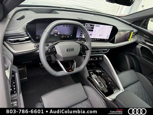 New 2026 Audi SQ5 Prestige AWD/4WD image 3