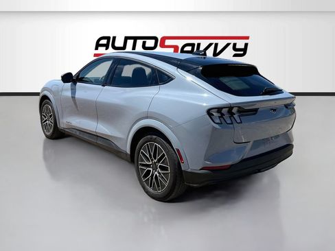Used 2025 Ford Mustang Mach-E Premium AWD/4WD image 5