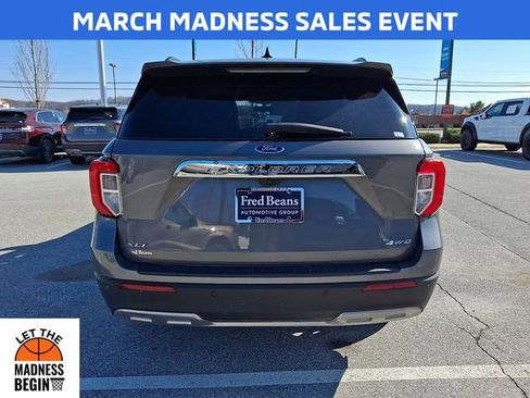 Certified 2022 Ford Explorer XLT w/ Equipment Group 202A image 9