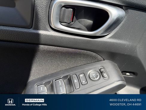 Used 2024 Honda Civic Sport image 5