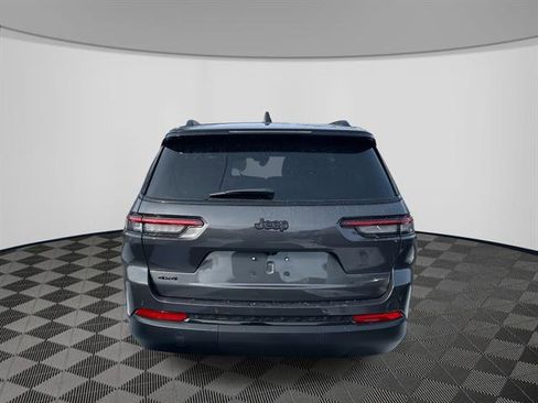 New 2025 Jeep Grand Cherokee L Limited image 3