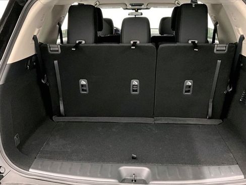 New 2025 Nissan Pathfinder SV w/ Cargo Package image 37