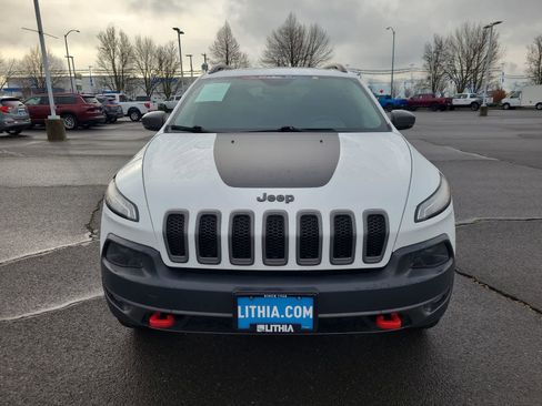 Used 2016 Jeep Cherokee Trailhawk w/ Comfort/Convenience Group image 14
