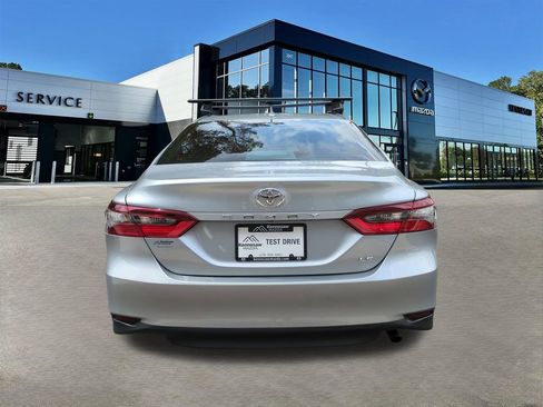 Used 2024 Toyota Camry LE FWD image 5