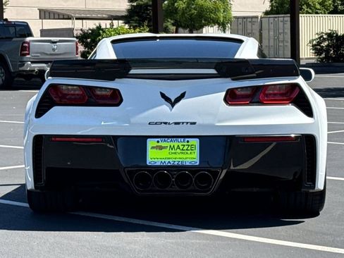 Used 2017 Chevrolet Corvette Grand Sport RWD image 12