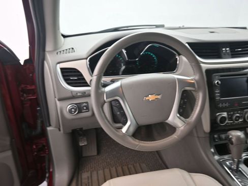 Used 2016 Chevrolet Traverse LT image 14