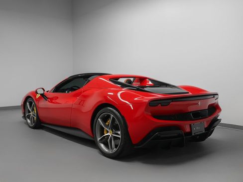 Used 2025 Ferrari 296 GTS RWD image 60