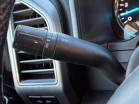 Used 2020 Ford F150 Platinum w/ Equipment Group 701A Luxury image 19