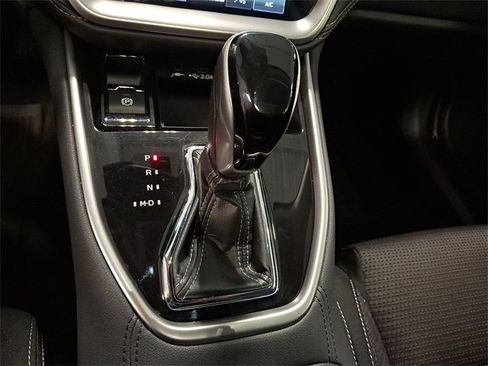 Certified 2023 Subaru Outback Premium image 14