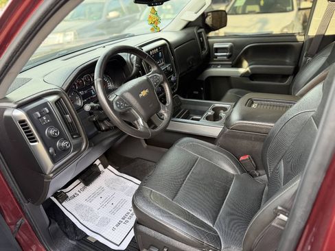 Used 2016 Chevrolet Silverado 1500 LTZ Z71 w/ LTZ Plus Package AWD/4WD image 10