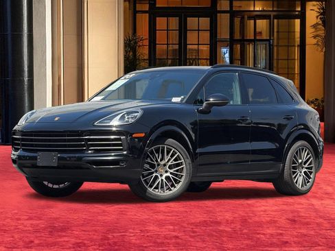 Used 2023 Porsche Cayenne Platinum Edition AWD/4WD image 22