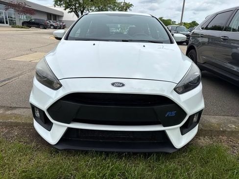 Used 2017 Ford Focus RS AWD/4WD image 9