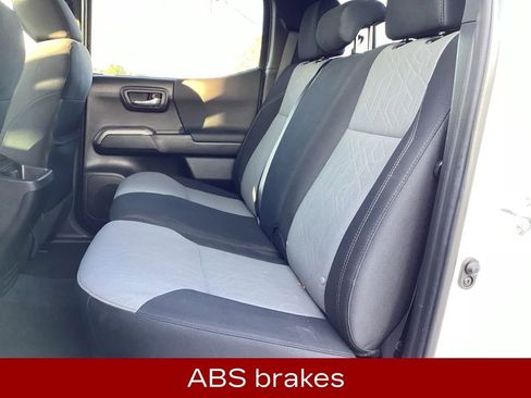 Used 2023 Toyota Tacoma TRD Off-Road image 13