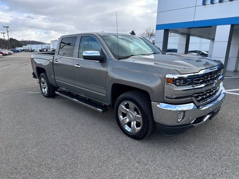Used 2017 Chevrolet Silverado 1500 LTZ w/ Sport Package image 7