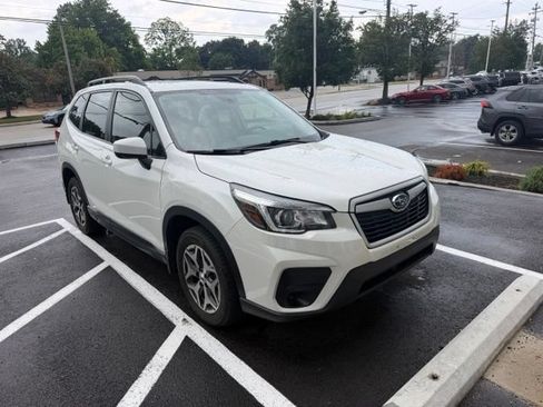 Used 2019 Subaru Forester Premium w/ All-Weather Package AWD/4WD image 2