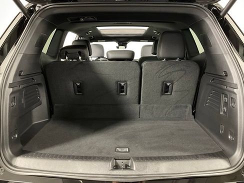Used 2025 Buick Enclave Avenir w/ Super Cruise Package FWD image 40