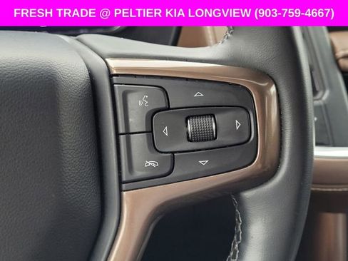 Used 2023 Chevrolet Suburban High Country image 32