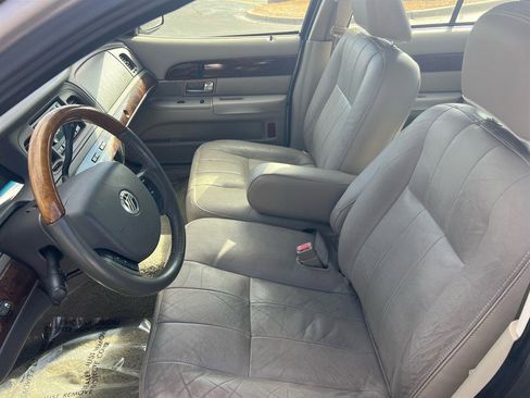 Used 2007 Mercury Grand Marquis LS image 31