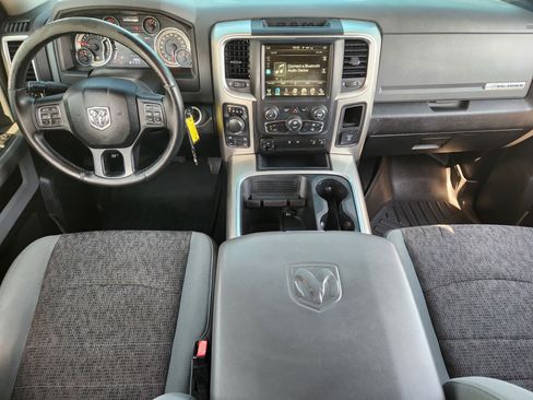 Used 2017 RAM 1500 Big Horn AWD/4WD image 25