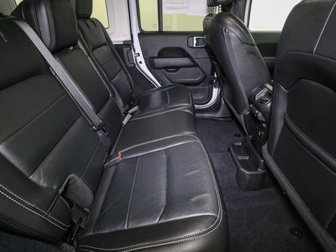 Used 2019 Jeep Wrangler Unlimited Sahara w/ Dual Top Group image 25