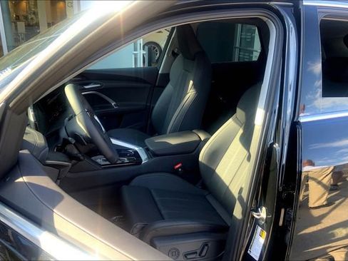 New 2025 Audi Q5 Premium Plus image 8