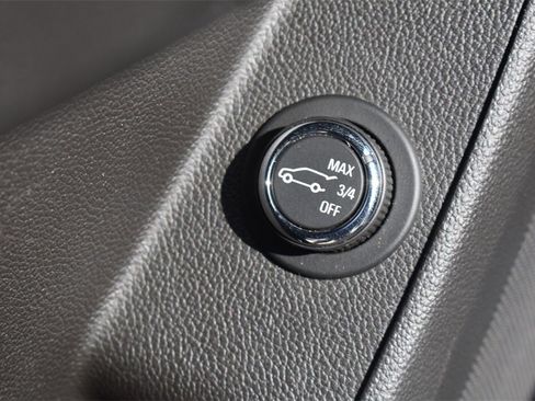 Used 2021 Chevrolet Traverse RS w/ LPO, Floor Liner Package image 29