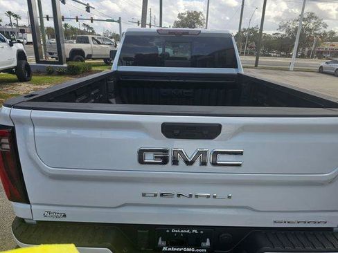 New 2026 GMC Sierra 2500 Denali Ultimate image 5