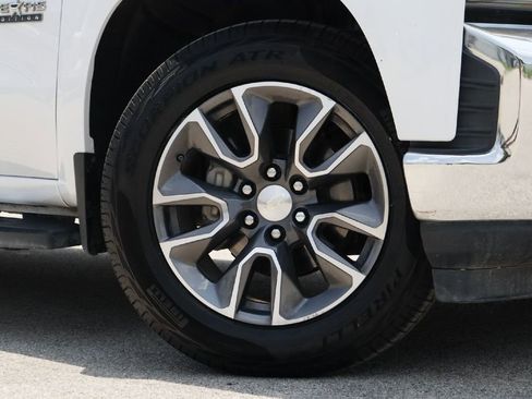 Used 2020 Chevrolet Silverado 1500 LT w/ Texas Edition RWD image 28