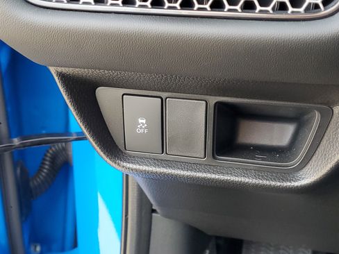 Certified 2026 Honda HR-V Sport image 21
