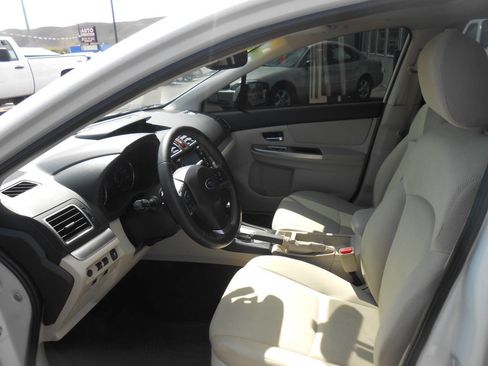 Used 2016 Subaru Impreza 2.0i Premium image 10