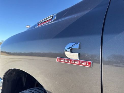 Used 2024 RAM 2500 Big Horn image 9