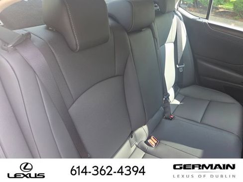 Used 2025 Lexus ES 350 w/ Premium Package FWD image 33