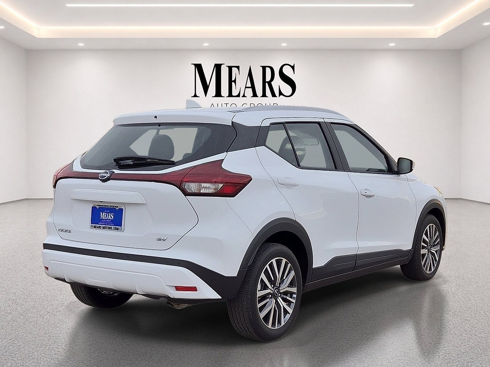 Used 2024 Nissan Kicks SV FWD image 5