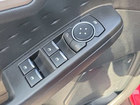 Used 2020 Ford Escape SE FWD image 11