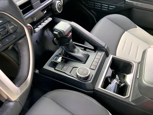 Used 2024 Toyota Tacoma TRD Sport RWD image 16