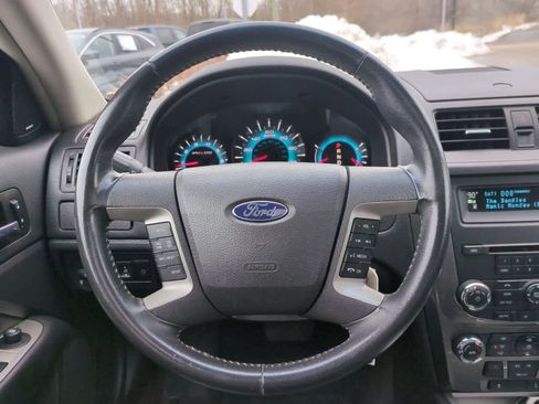 Used 2010 Ford Fusion Sport image 24