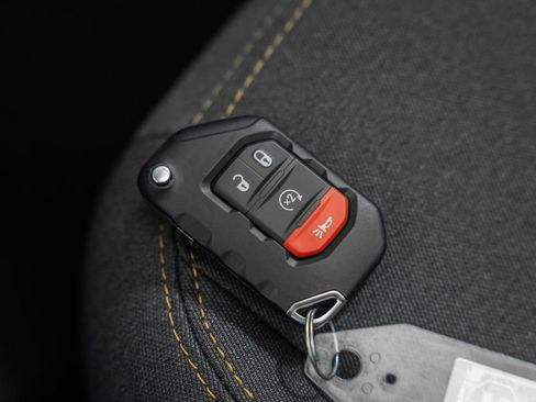 New 2026 Jeep Gladiator Sport image 21