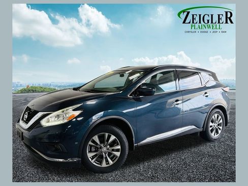 Used 2017 Nissan Murano SV image 1