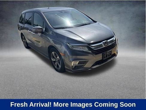 Used 2018 Honda Odyssey Touring image 1