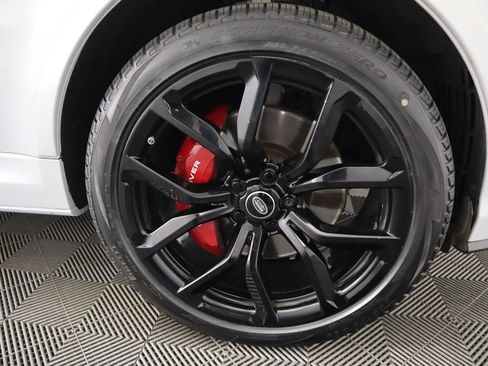 Certified 2022 Land Rover Range Rover Sport SVR image 33