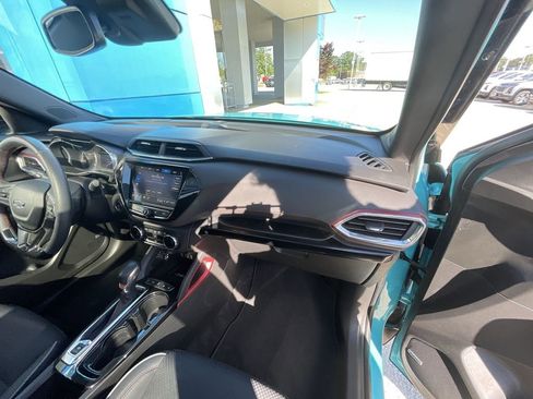 Certified 2022 Chevrolet TrailBlazer RS w/ Sun and Liftgate Package FWD image 28