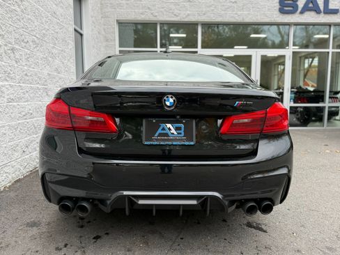 Used 2018 BMW M5 image 30