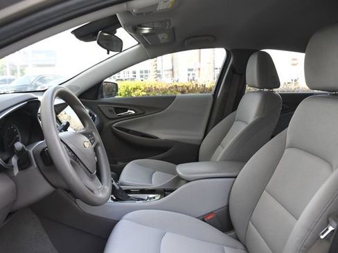 Used 2024 Chevrolet Malibu LS w/ Driver Confidence Package image 18