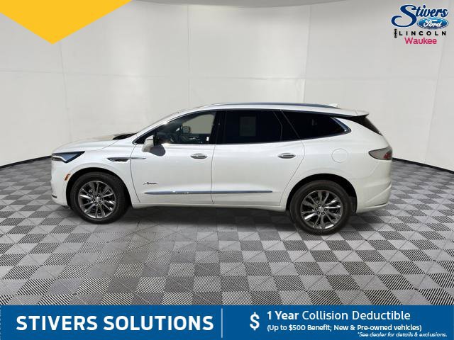 Used 2022 Buick Enclave Avenir w/ Avenir Technology Package FWD image 11