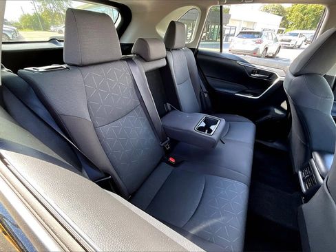 Used 2024 Toyota RAV4 XLE w/ Convenience Package image 22