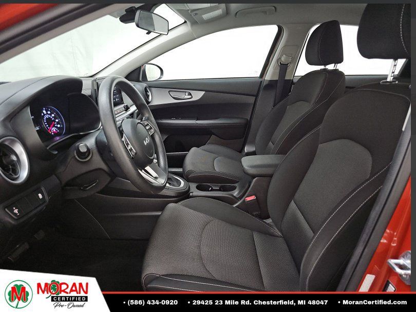 Used 2023 Kia Forte LXS FWD image 8