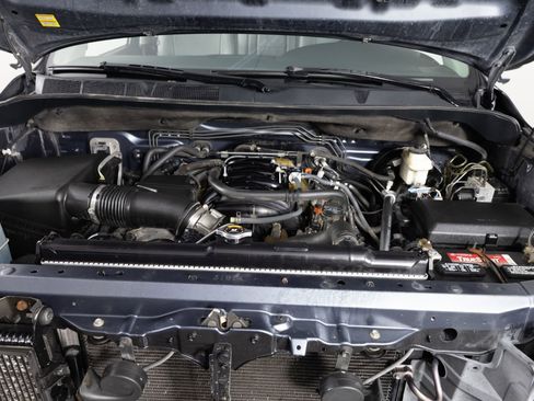 Used 2010 Toyota Tundra Limited AWD/4WD image 41