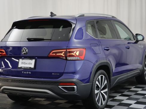 Used 2023 Volkswagen Taos SE image 16